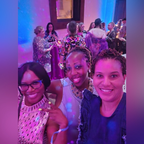 I’M LIVE (@krs0716) ~ LIKE THIS LISTING FOR LIVE SHOW NOTIFICATION - Picture 12 of 17